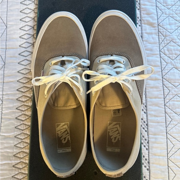 Vans Men's Tan Canvas Sneakers - Picture 2 of 3